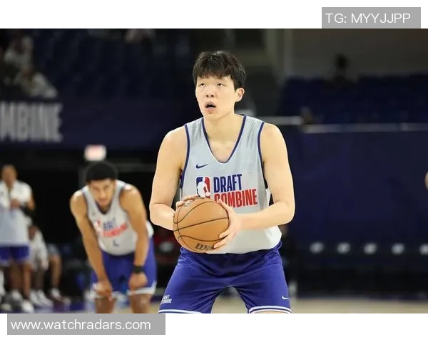 开拓者DJ开场秀:中锋石扭号杨瀚森登场震撼全场 开拓者DJ开场秀:中锋石扭号杨瀚森登场震撼全场