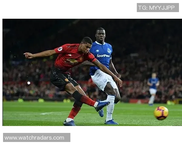 拉什福德火力全开七次射门三中目标展现顽强拼抢精神 拉什福德火力全开七次射门三中目标展现顽强拼抢精神